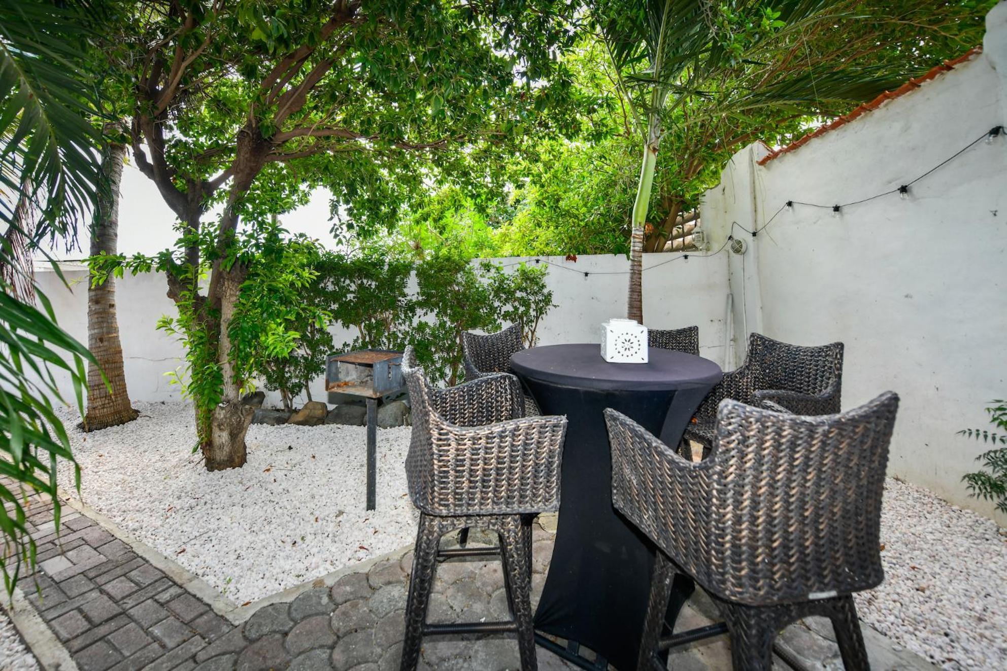 Aloe B&B Oranjestad Exterior photo