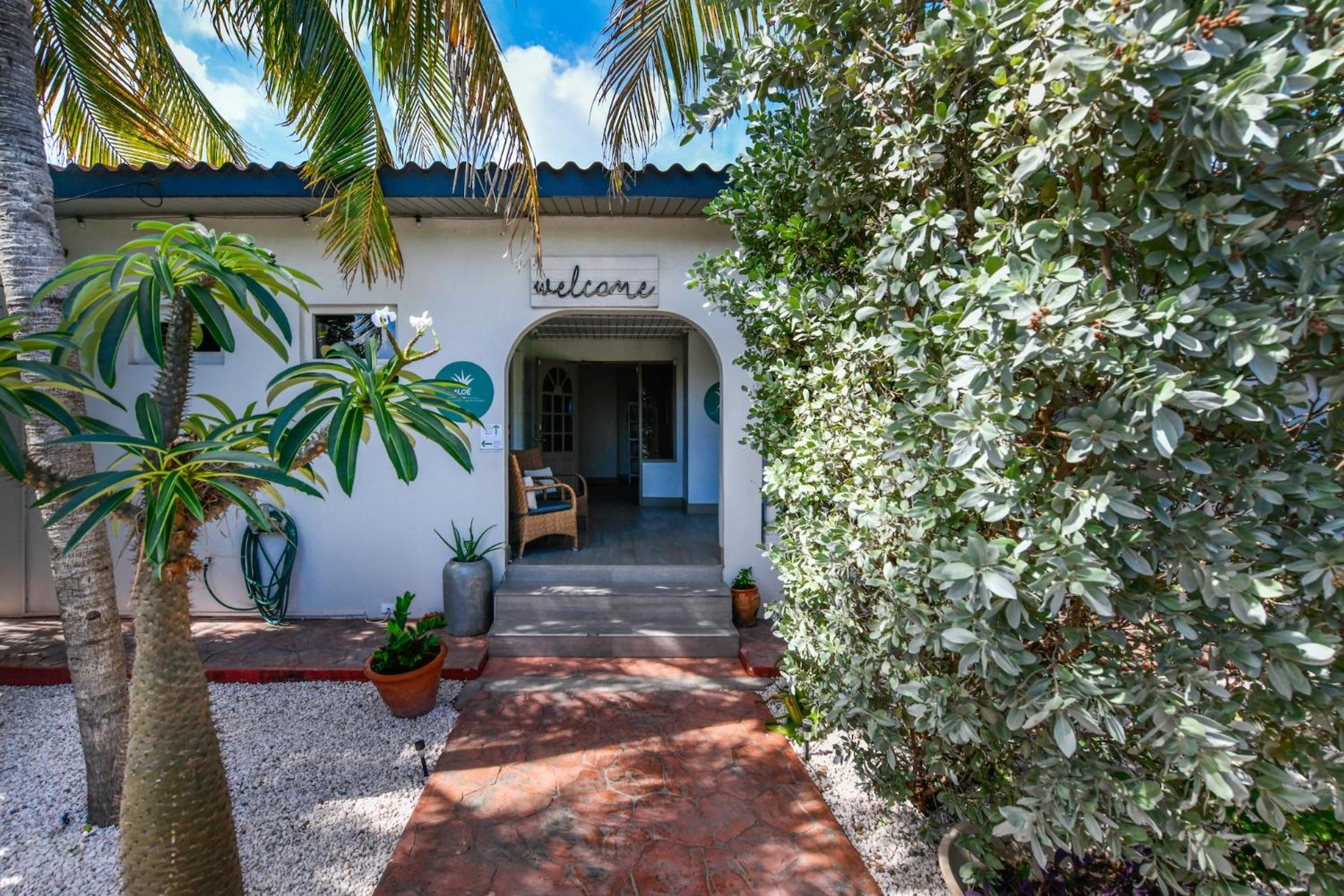 Aloe B&B Oranjestad Exterior photo